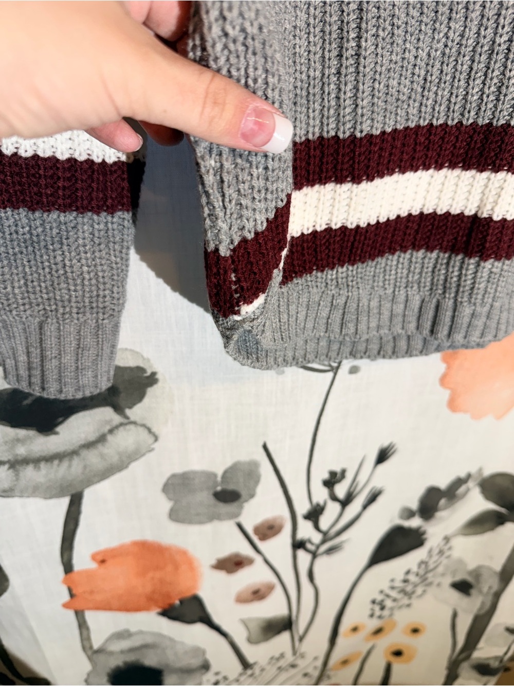 SO Gray Crewneck Sweater with Burgundy and White Stripes - Picture 5 of 7